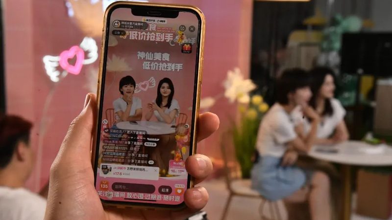 育儿嫂工作内容与标准揭秘：育儿路上的得力助手